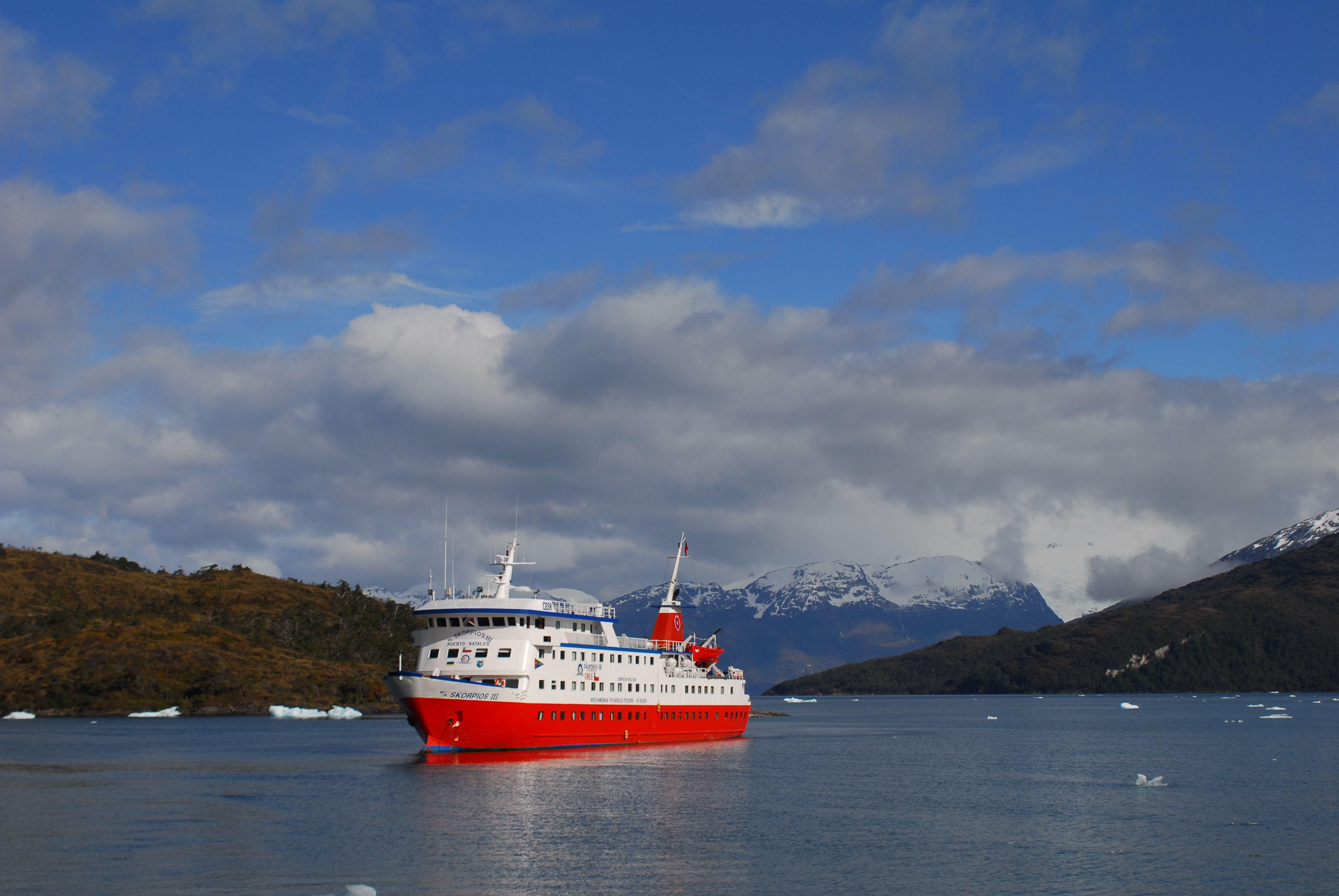 Glaciares y Fiordos - Ruta Kaweskar Qwerty Travel